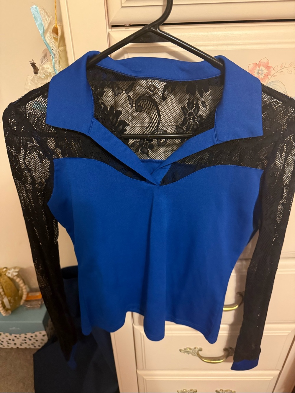 Blue Lace-Accent Collared Women's Top